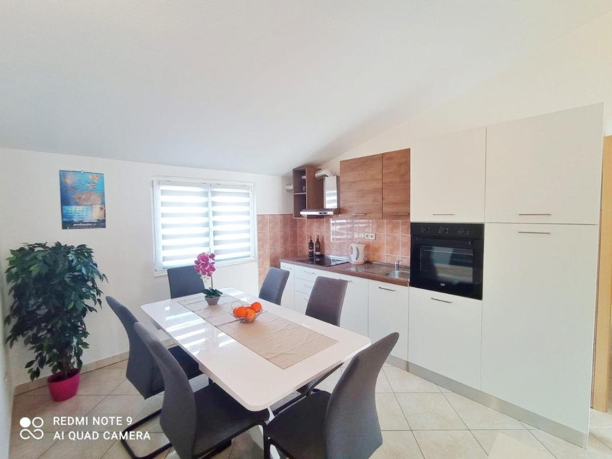 Apartman Mia With Pool1 Split Exterior photo