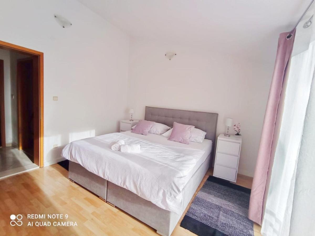Apartman Mia With Pool1 Split Exterior photo
