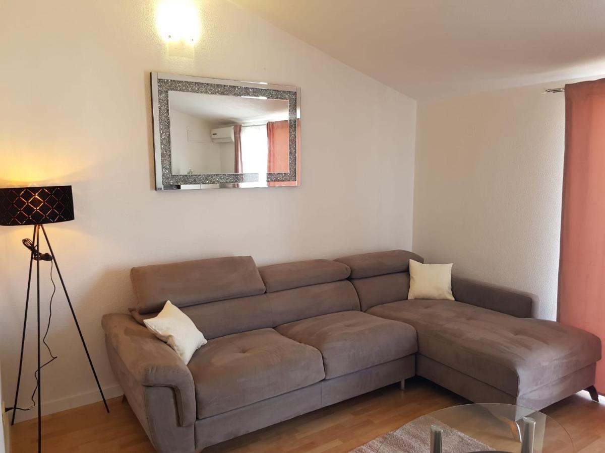 Apartman Mia With Pool1 Split Exterior photo